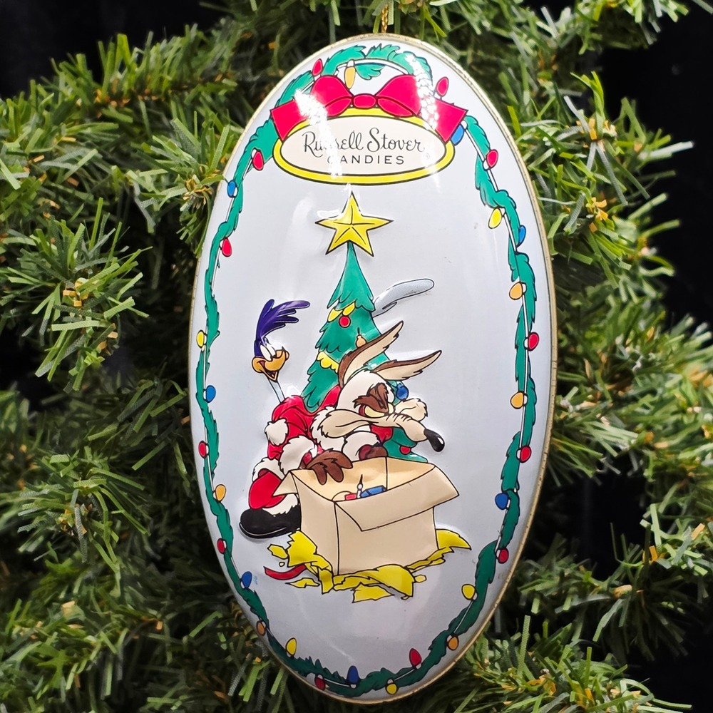 Vintage Russell Stover Looney Tunes Wile E Coyote Road Runner Christmas Ornament